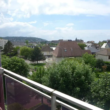 Apartment Le Maridien