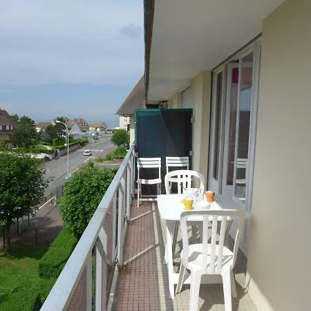 Le Maridien Apartment *